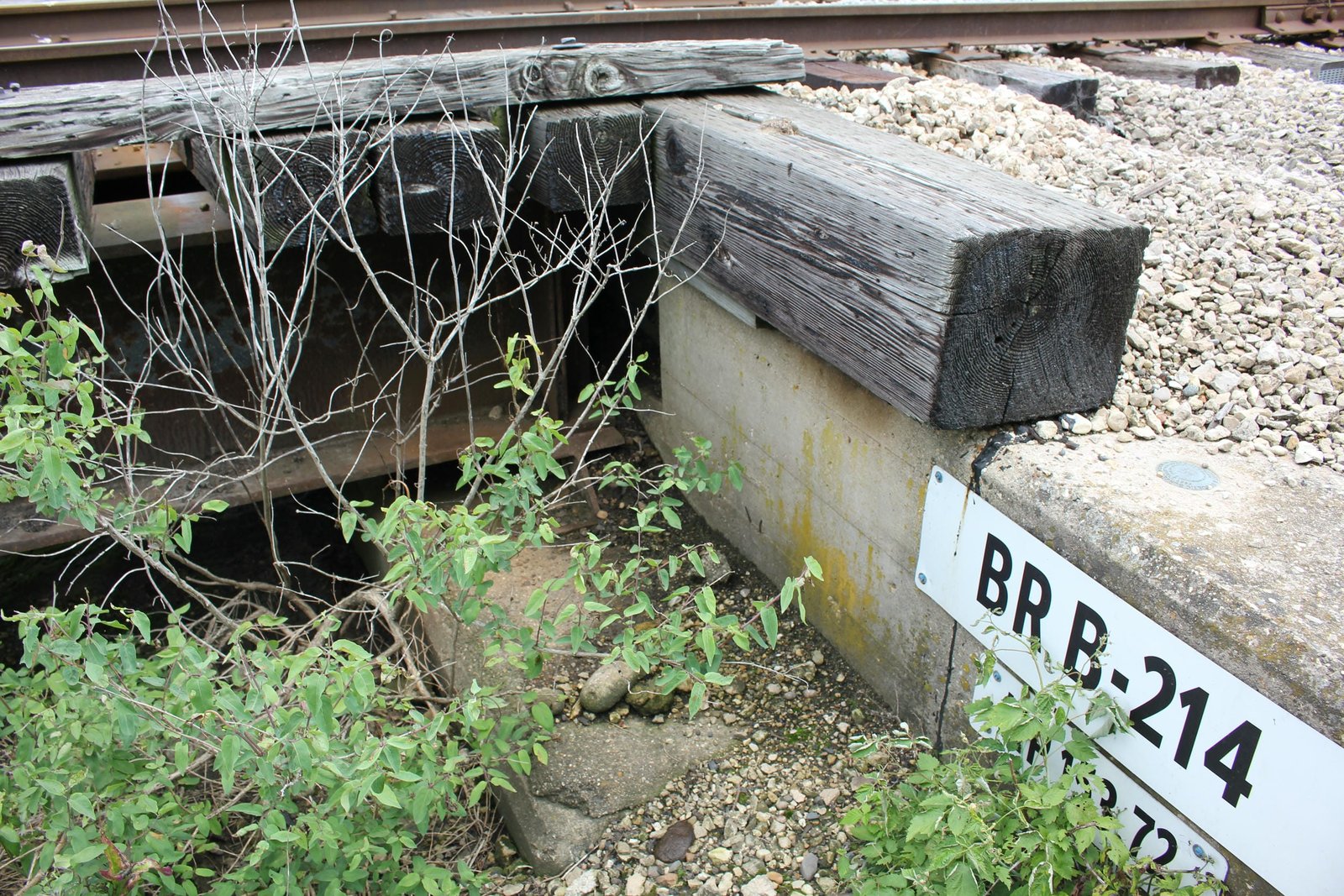 East abutment